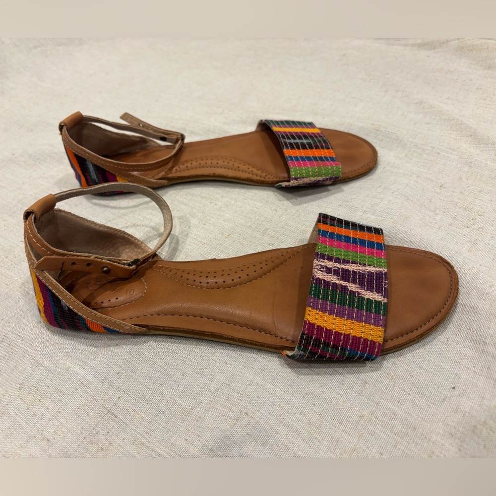 Reef Women's Sandals with Multicolor Stripes